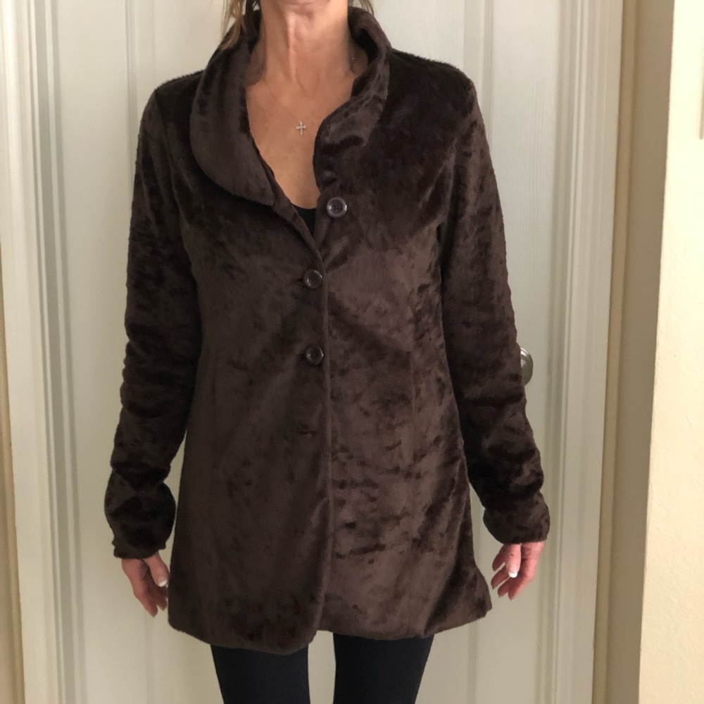 Faux velvet Frenchi coat!